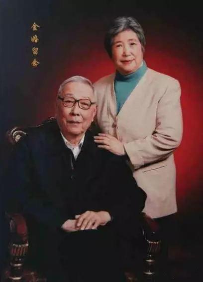 管德夫婦金婚留念