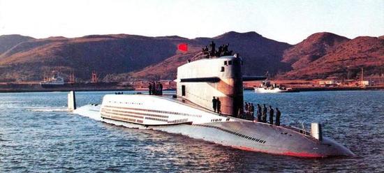 我军早期的092型核潜艇