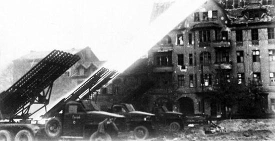 二战时期苏联“喀秋莎”火箭炮