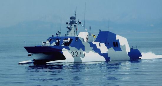 中国航母杀手舰艇师从澳大利亚 美军也装备同型舰