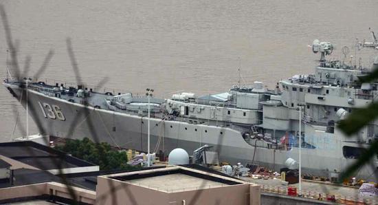 中国现代级驱逐舰改装即将完成 俄一表亲却锈迹斑斑|反潜舰|驱逐舰|反舰导弹_新浪军事_新浪网