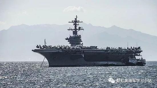 “卡尔文森”航母打击群重返南海巡航,护航战舰轮流休整
