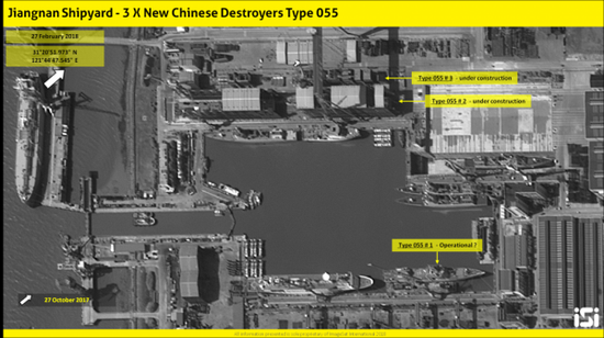 上海江南造船厂照片，可以看到055型首舰舾装工作即将完成