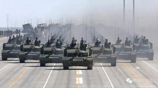 美曝中国试射东风17导弹?从错过09阅兵的一武