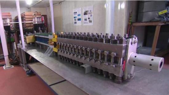 俄罗斯电磁炮不仅尺寸有限，而且充满了浓浓的手工作坊气息