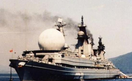 70年代制造的俄国大型电子侦察船