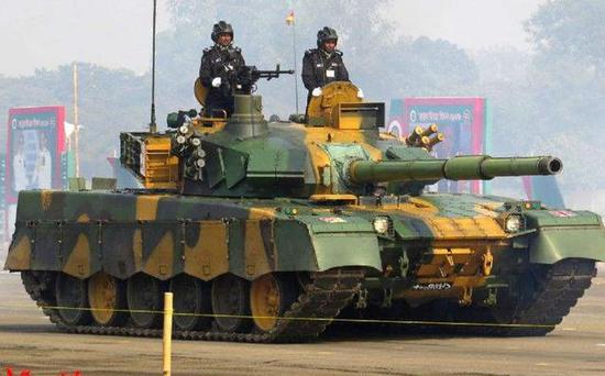 除了MBT2000，孟还想得到更新更多的中国坦克