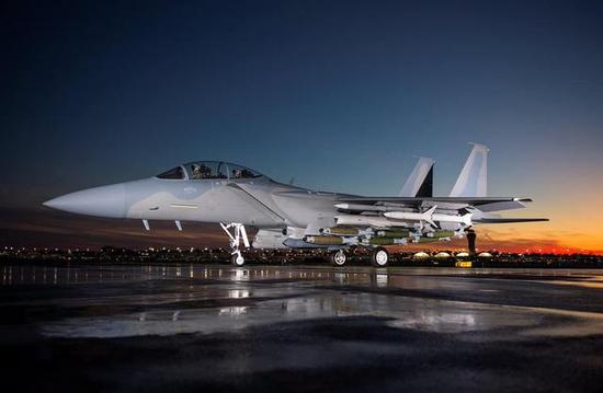 阿联酋面对这国战机数量10:1碾压被挑衅 竟然