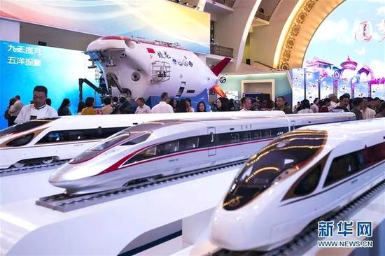 ▲资料图片:2017年9月26日,“砥砺奋进的五年”大型成就展正式向公众开放。