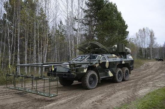 最强扫雷战车:外形科幻可绘制地下地图|地雷|扫