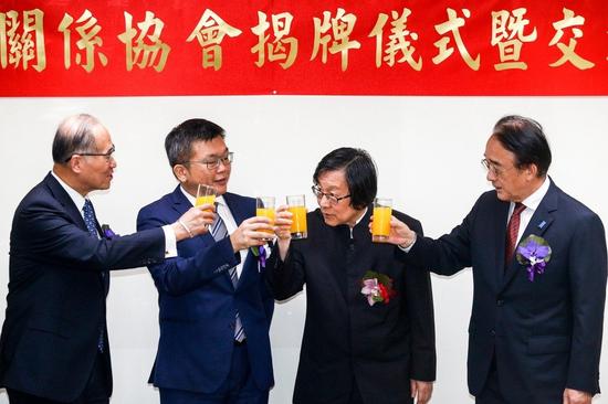 ����������ʽ�ֳ���̨���ⳤ�����ά���У����������� ͼ��