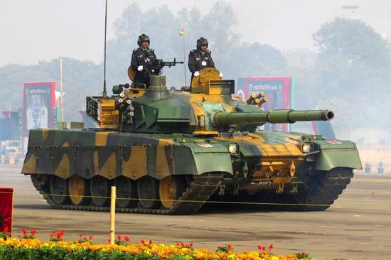 ▲孟加拉国装备的MBT-2000坦克