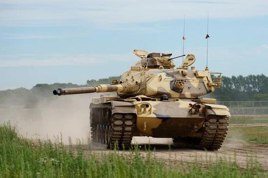图片:M60A3坦克外形与M60A1基本一样。