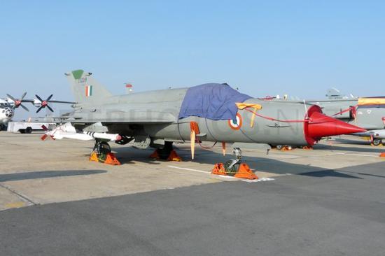 印度空军经过现代化改装的米格-21战斗机。
