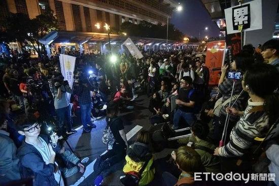 ̨�͹������Ͻֿ���̵���