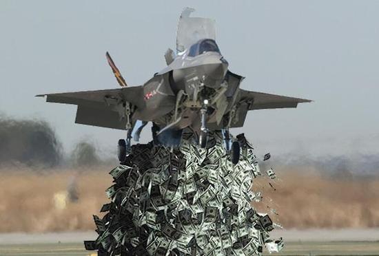 图片：F-35带给洛克希德·马丁公司大笔美金。