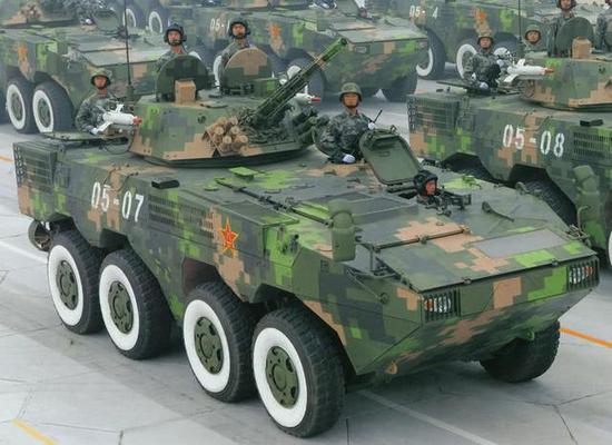 中国zbl08式轮式步兵战车.
