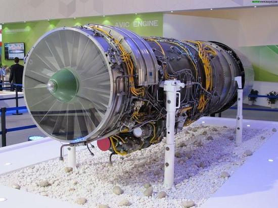 歼10C改进后可换装涡扇15 性能直追双发重型