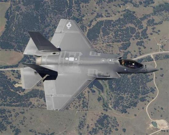 F35