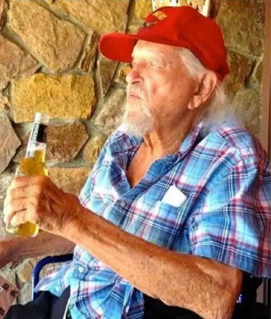 ͼƬ�ɲ��ʼ����ṩ