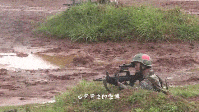 下巴都挨不到枪托了,瞄准基线还不高?