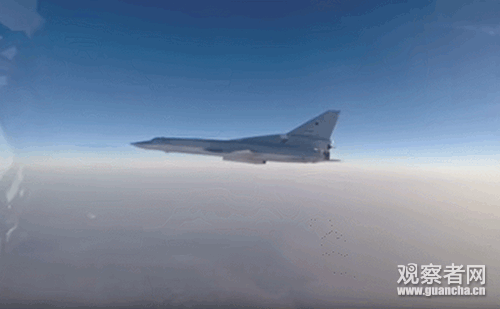 飞机 500_309 gif 动态图 动图