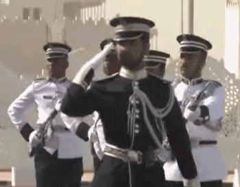 从正步到口令,能把老外教得这么好,当然是咱中国教官的功劳!