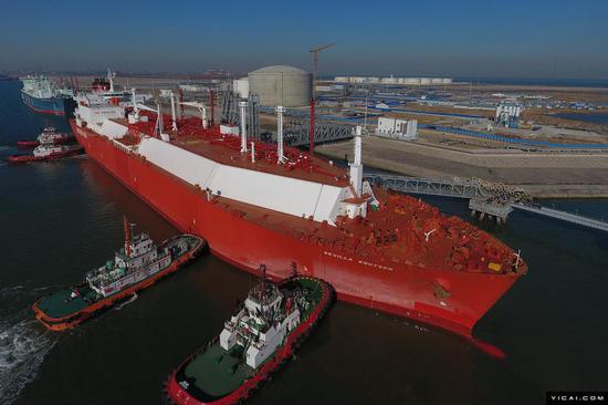 中国最大LNG船研制成功 建造难度堪比航母