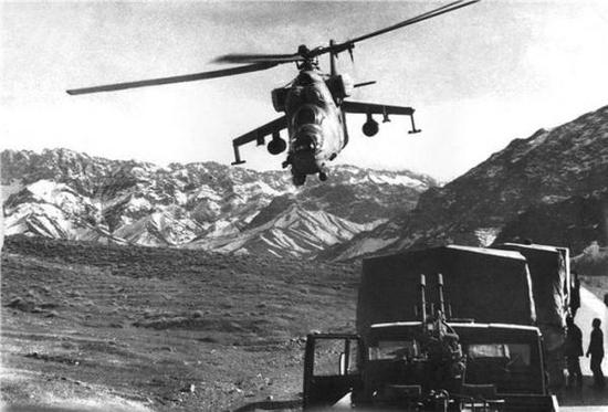 小巴的武直平时执行的任务其实和苏联米-24在阿富汗干的活差不多