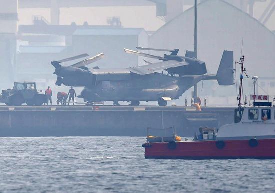 资料图:驻日美军的“鱼鹰”运输机