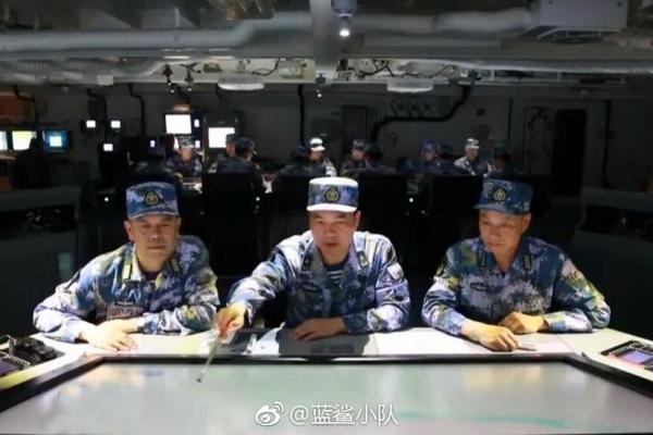 Baby与章子怡同框