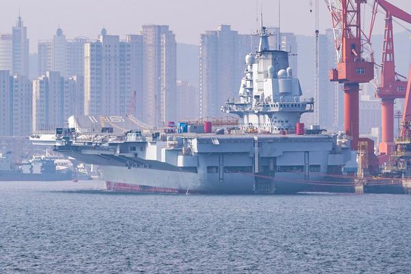 Baby与章子怡同框