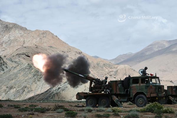 Baby与章子怡同框