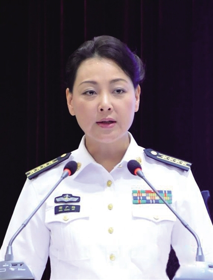   中国海军首位女发言人邢广梅