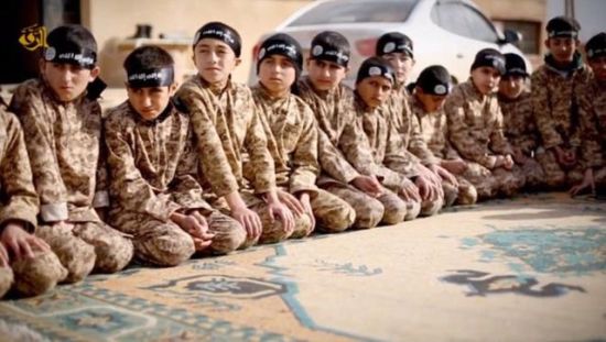 资料图：“伊斯兰国”娃娃兵训练营

