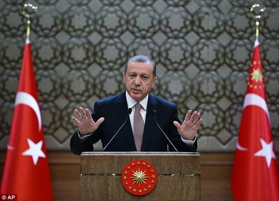 �������ߡ��ƶ����������쵼��֧��ISIS����Ϊ�����ǲ����� 