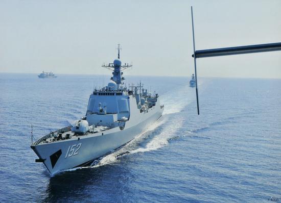 中国海军152舰