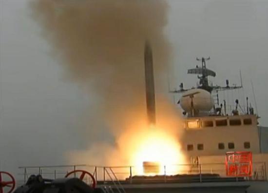 央视新闻曝光的鹰击18反舰导弹发射画面