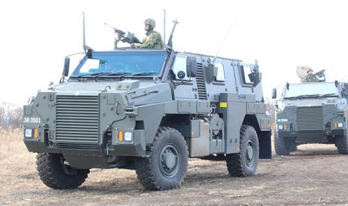 日本自卫队防爆装甲车。