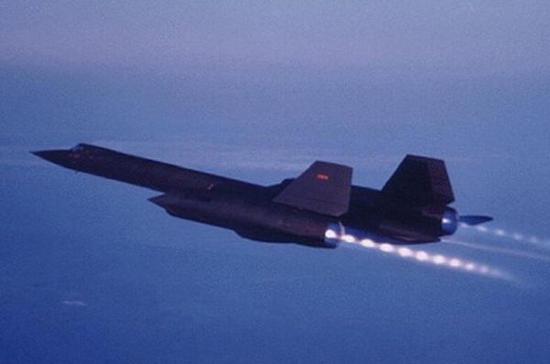 资料图:美军"黑鸟"sr-71侦察机