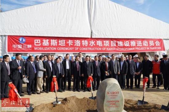 10�գ��а���Ա�μӿ�����(���뿨����)ˮ��վ�Ķ��������ʽ��