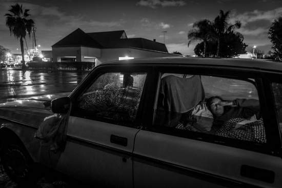 美国女兵忍受强奸与漠视，退伍后无家可归