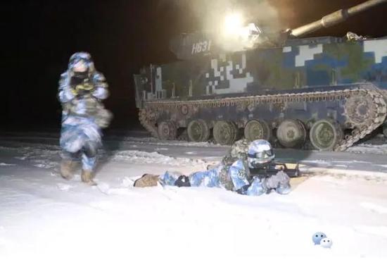 ½ս�����½�����