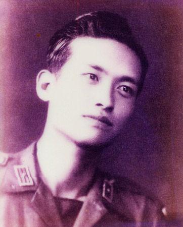 资料图:1947年,担任国民党军东北保安司令部参谋处少校参谋的赵炜
