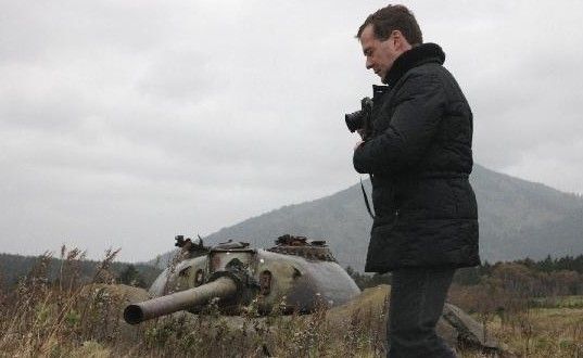 梅德韦杰夫视察南千岛群岛