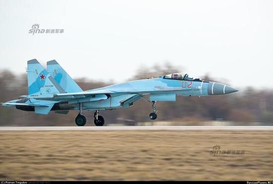 苏35战机