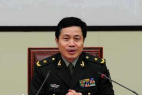 中部战区陆军首任政委吴社洲