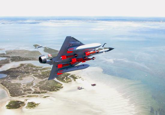 两侧进气是一个优势