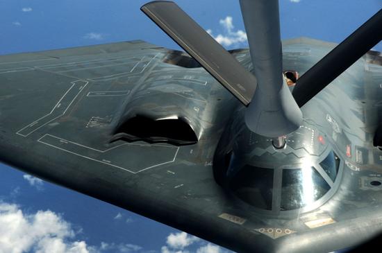 ά�������ȶ�������פ�ص�B-2A������ը������