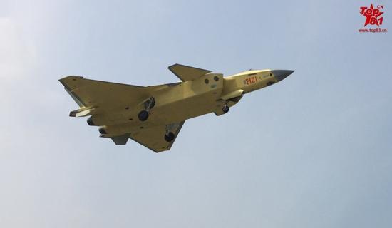 2101号歼20试飞,今年或将小批量服役